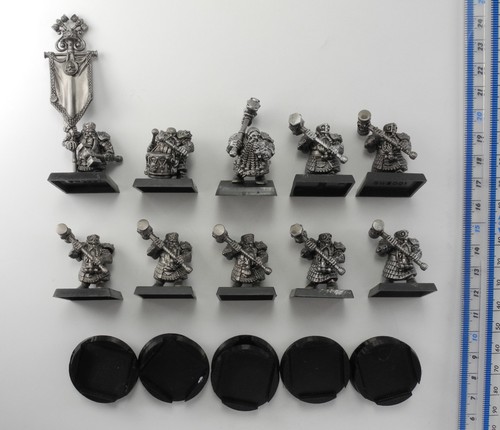Dwarf hammerers plastic - dwarf,