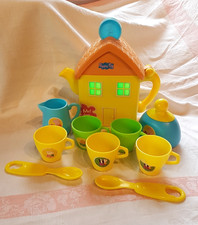 PEPPA PIG TEA POT HOUSE -