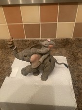 Tuskers Henry & Henrietta (