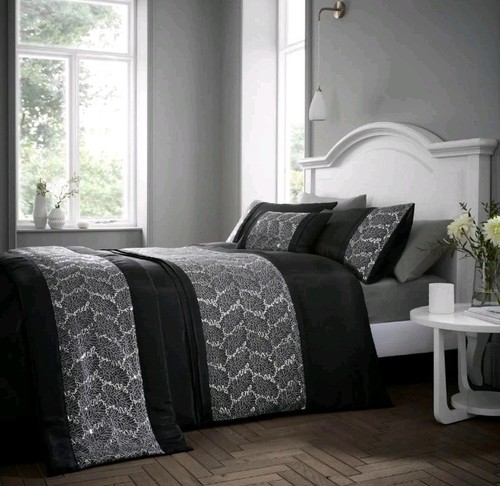 Portfolio rouen quilted runner - rouen,