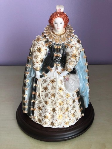 Royal worcester queen - royal,