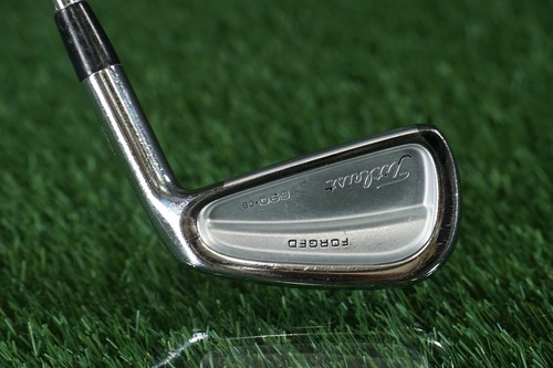 Titleist 690 iron - 3,