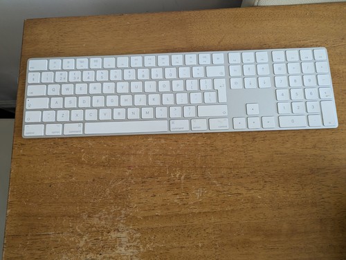 Genuine apple magic keyboard - magic,