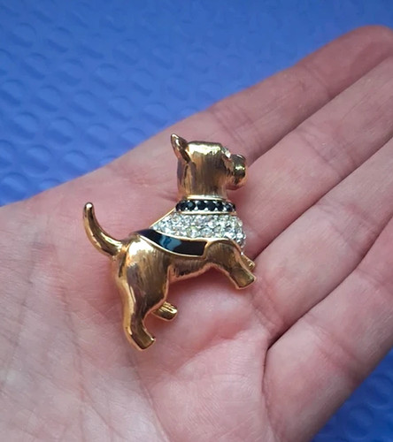 Vintage gold tone - tone, metal