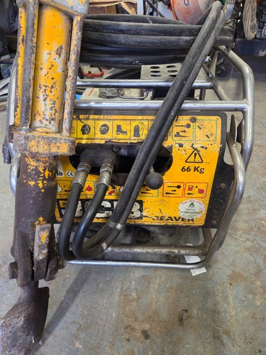 Jcb beaver hydraulic power - jcb,