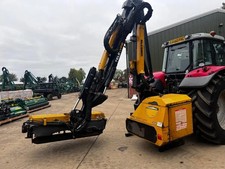 2019 McConnel PA7285VFRT Hedge