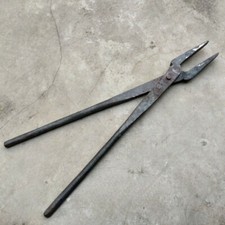Black Iron Sandasi Tongs