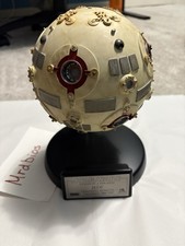 Master Replicas 1:1 Scale Star