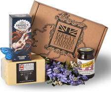 English Cheese Gift Hamper with English Cheddar, Crackers, chutney christmas