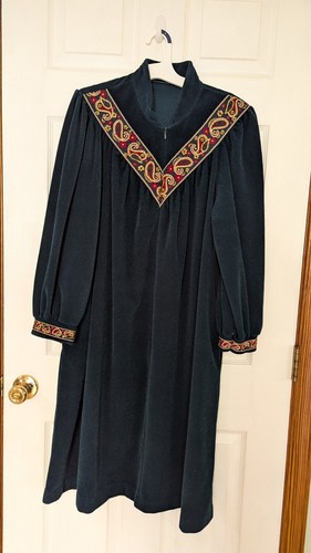 Vintage dark green velour - vintage,