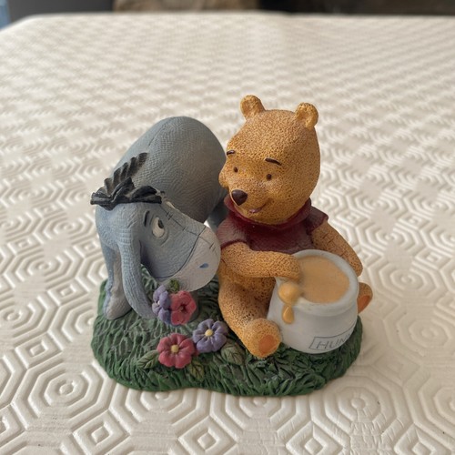 Simply pooh small surprises - pooh,