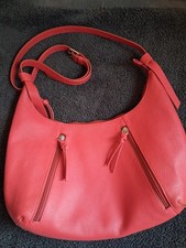 Pia Leather Medium Shoulder