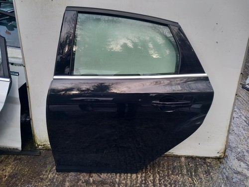 Ford focus mk3 hatchback left - hatchback,