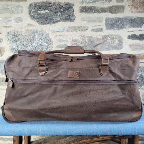 Kangol wheeled duffle bag - kangol,