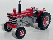 1/32 scale Topshelf Massey Ferguson 1150 tractor tracteur  ltd Ed
