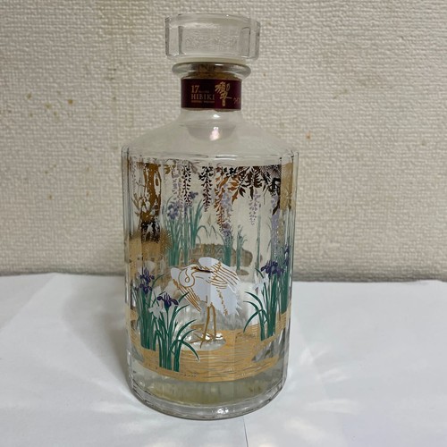 Suntory whiskey hibiki - suntory,