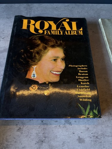 Royal family album book - album,