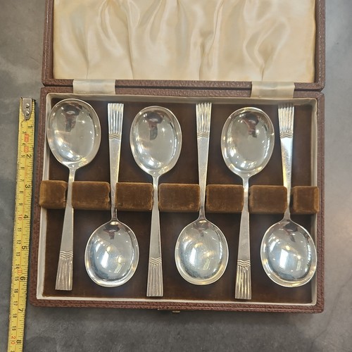 Cased vintage epns - 6x,