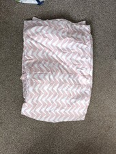 Silent Night Double Duvet Cover with Two Pillowcases Pink Zig Zag Design