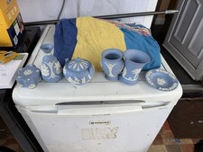 Wedgwood Made In England 20th Century Porcelain set Of Items