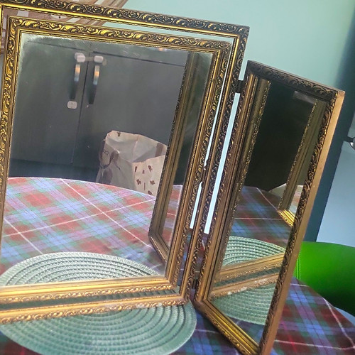 Ornate brushed gold - ornate,