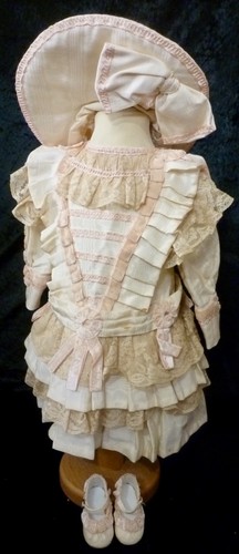 Dress bonnet and - dress,, for