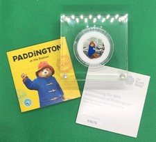 Paddington bear the station - paddington,