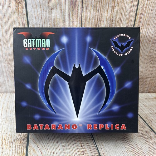 Batman beyond batarang replica - batman,
