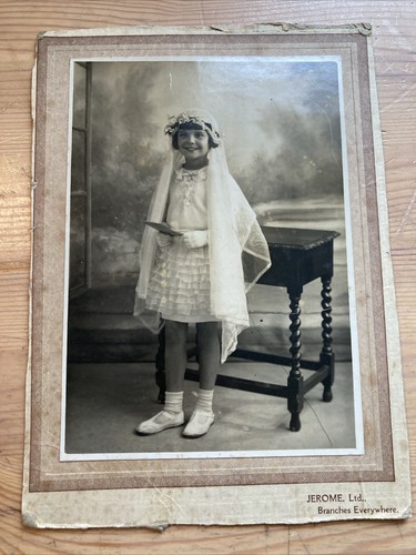 1930s large cabinet card - large,