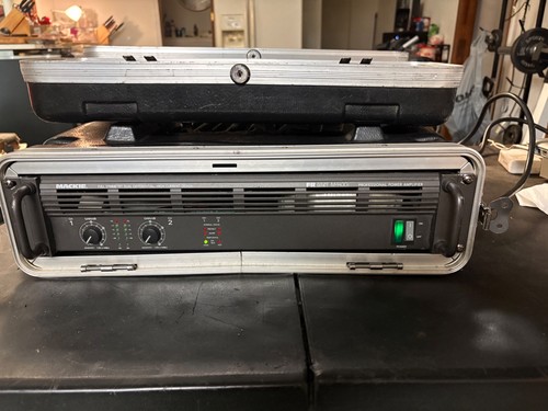 Mackie 1400 professional - mackie,