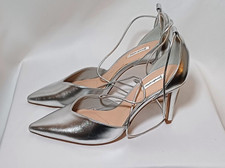 Stradivarius Shoes Size 5