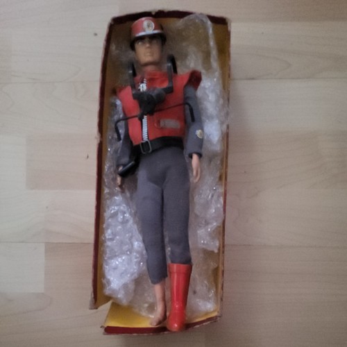 Captain scarlet action - 12",