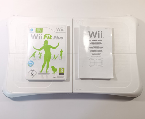Nintendo wii fit plus - nintendo, with