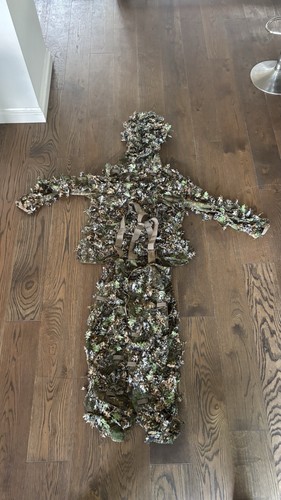 Novritsch ghillie suit - ghillie,