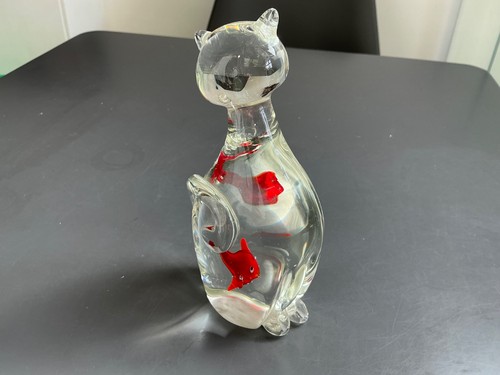 Clear glass cat figure - cat,
