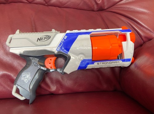 Nerf strike elite - n-strike, strongarm