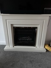 Be Modern 00538X Whitham Electric Suite in Soft White with Black Nickel Fire