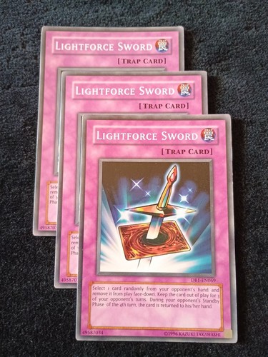 Yugioh db1 en069 lightforce - yugioh,