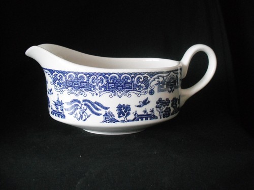 Eit blue willow pattern range - eit,