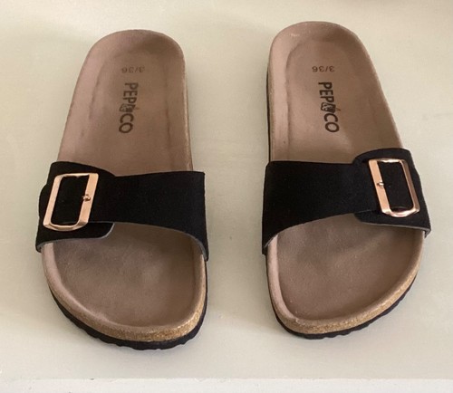 Ladies flats slip ons - ons., size