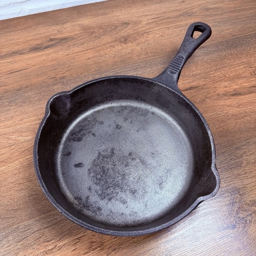 Vintage victor cast iron - victor,