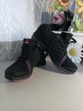 Reebok Women’s Black/Pink