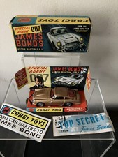 Original Corgi 261 - James