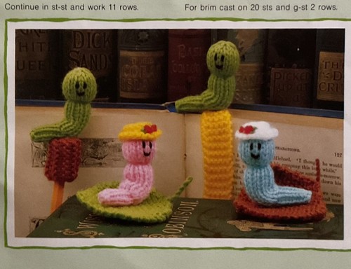 Knitting pattern little - bugs,