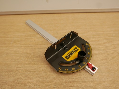 Dewalt n696327 dwe7485 - dewalt,