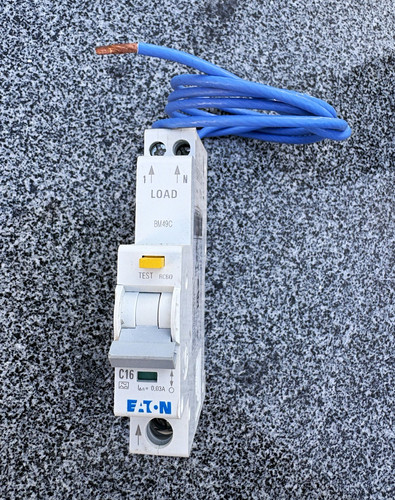 Eaton emch116r30c rcbo c16 16a - eaton,