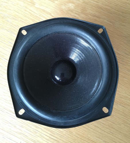 Kef coda speaker bass - 1,