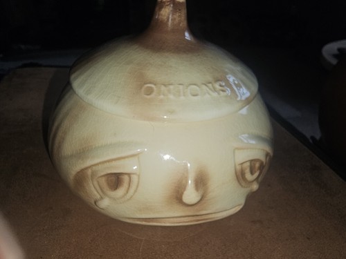 Vintage sylvac onions - "onions", lidded