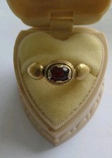 OUTSTANDING LATE MEDIEVAL JAVANESE GOLD RING WITH CABOCHON /14th-16th Century/