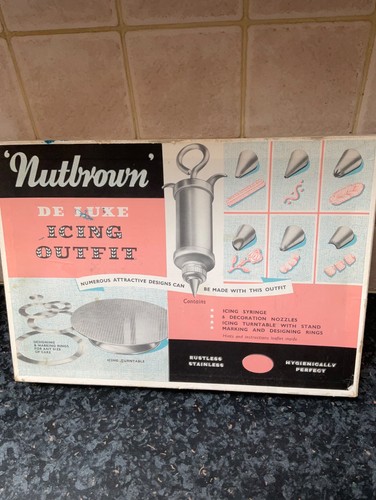 Vintage nutbrown icing set - nutbrown,